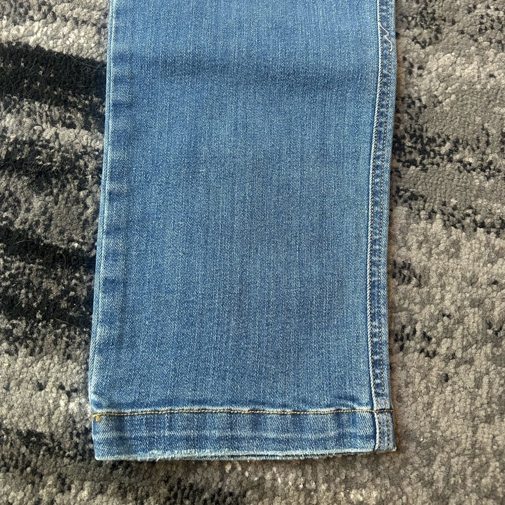 NWT SPANX Straight Leg Tummy Control Pull On Jean - Picture 4 of 9